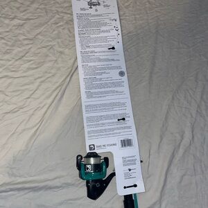 Kids fishing pole never used